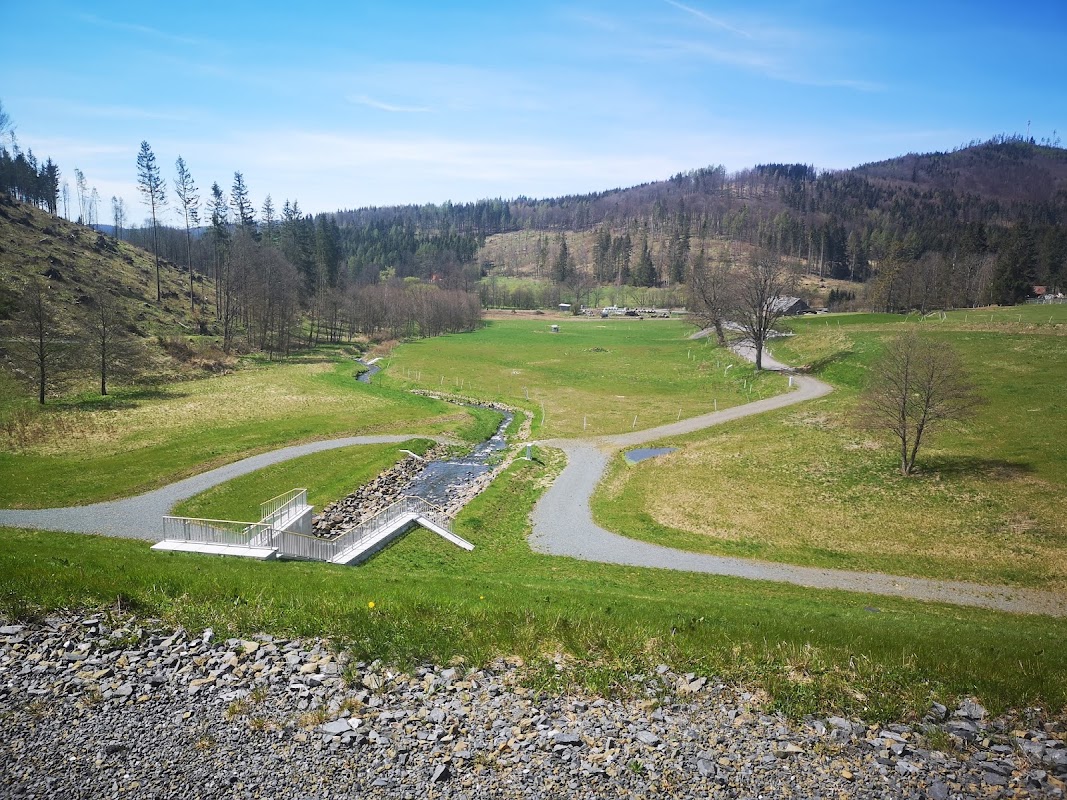 Suchá nádrž Jelení