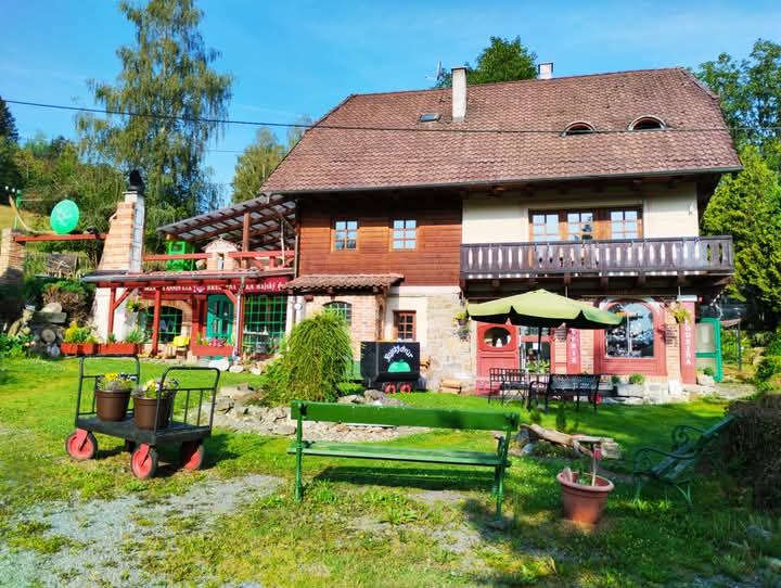 Sklárna Annín s.r.o.