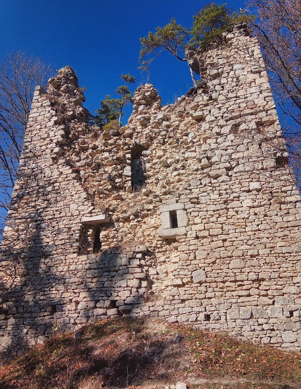 zřícenina hradu Kunžvart