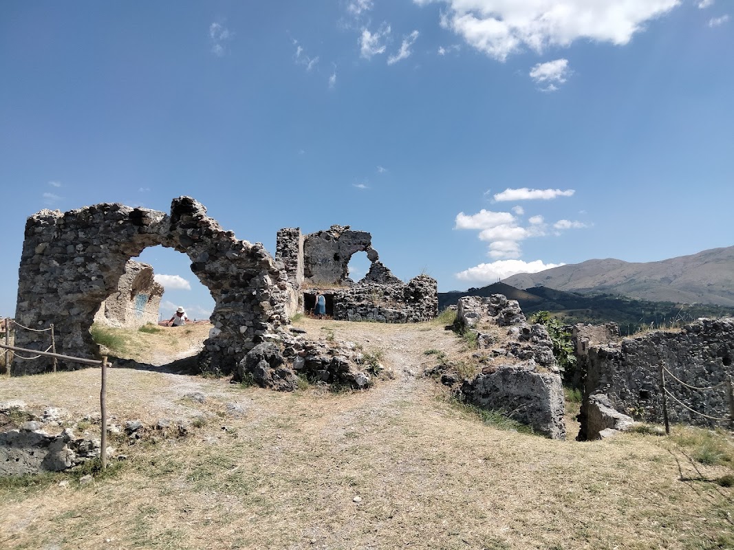 Ruderi del Castello Normanno