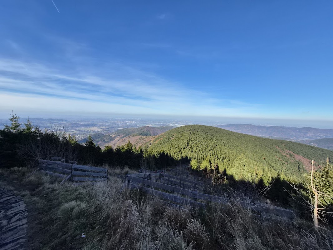 Lysá Hora - vyhlídka severní sjezdovka