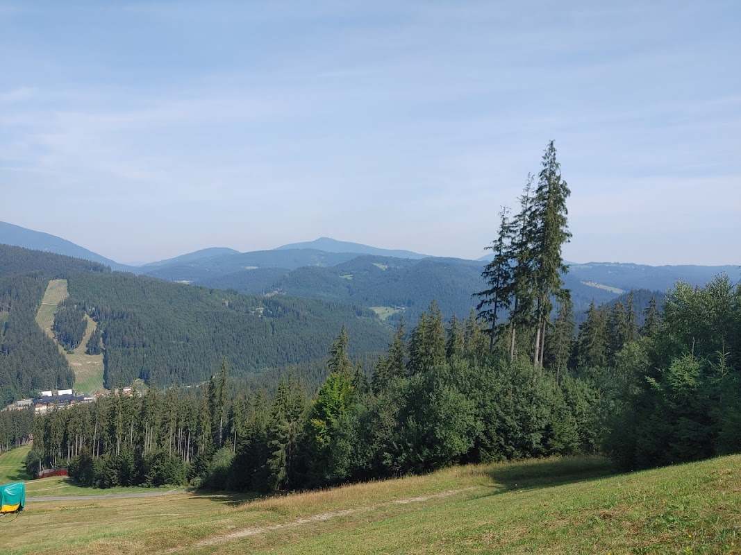 Zbojnická ( Hora, výškový bod 774 m. n m.)