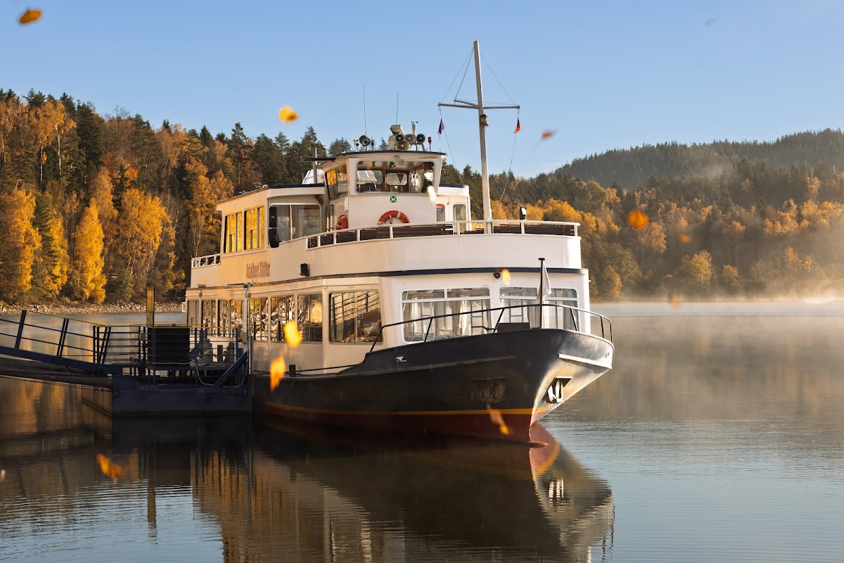 Lodní doprava | Schifffahrt LIPNO LINE