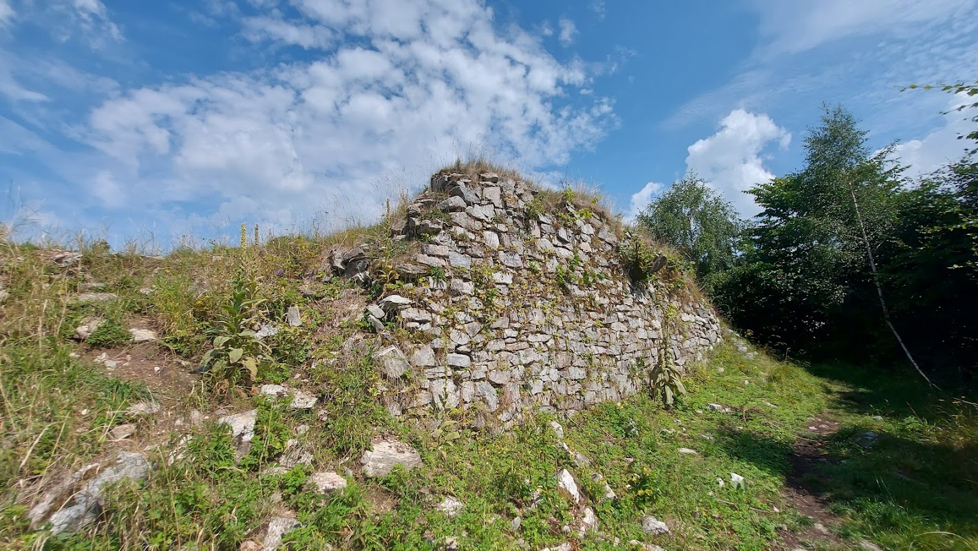 Ruins of Karpenstein castle