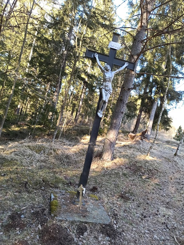 jeden z mnoha starých vojenských bunkrů v okolí